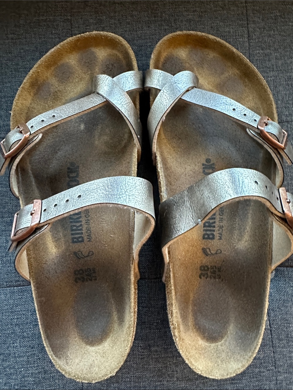 Birkenstock Mayari Metallic Pearl White Toe Loop Sandals EU 38 Narrow US 7-7.5
